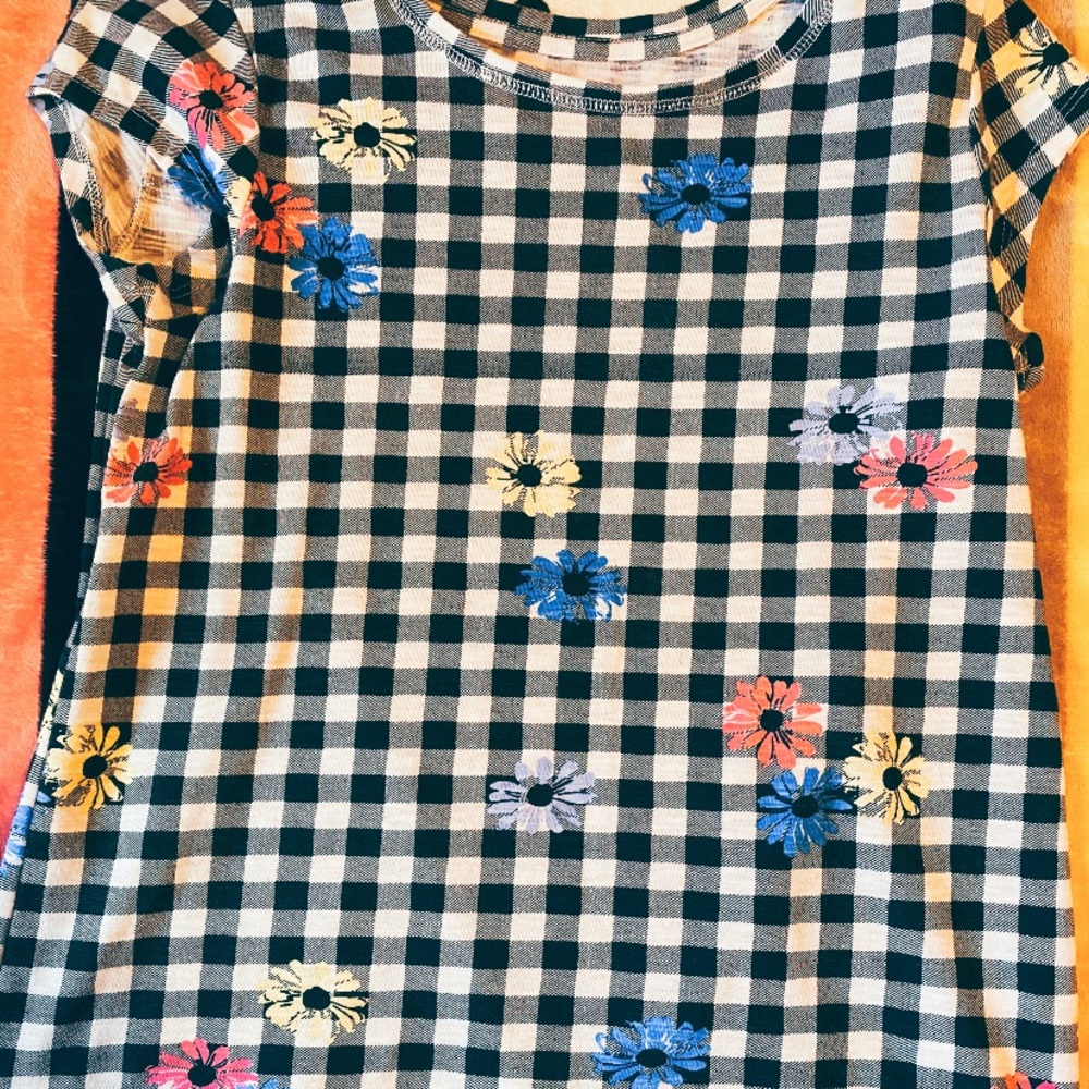 SO floral tee
